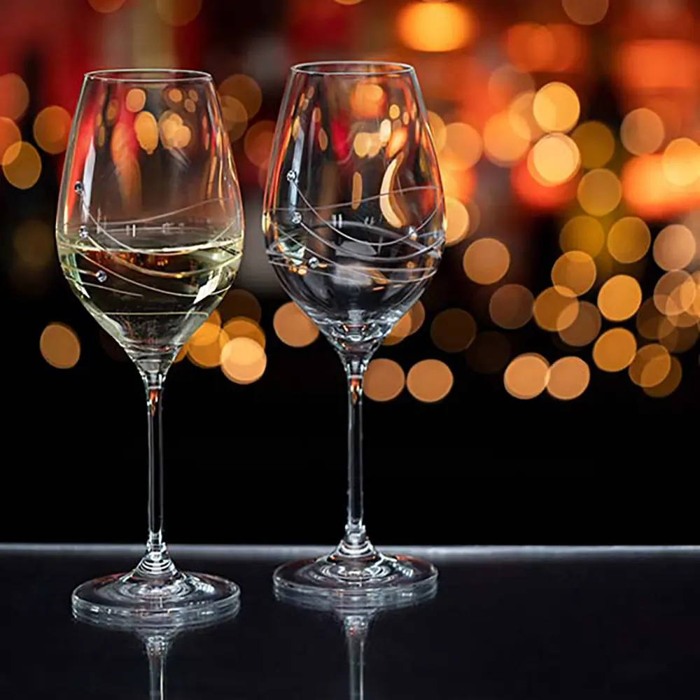 https://25abe029b779de41248b-9846fff2c6f69e7a921fbfe83896be00.ssl.cf3.rackcdn.com/dartington-wine-glasses-st2557-3-n-p-ext2.webp